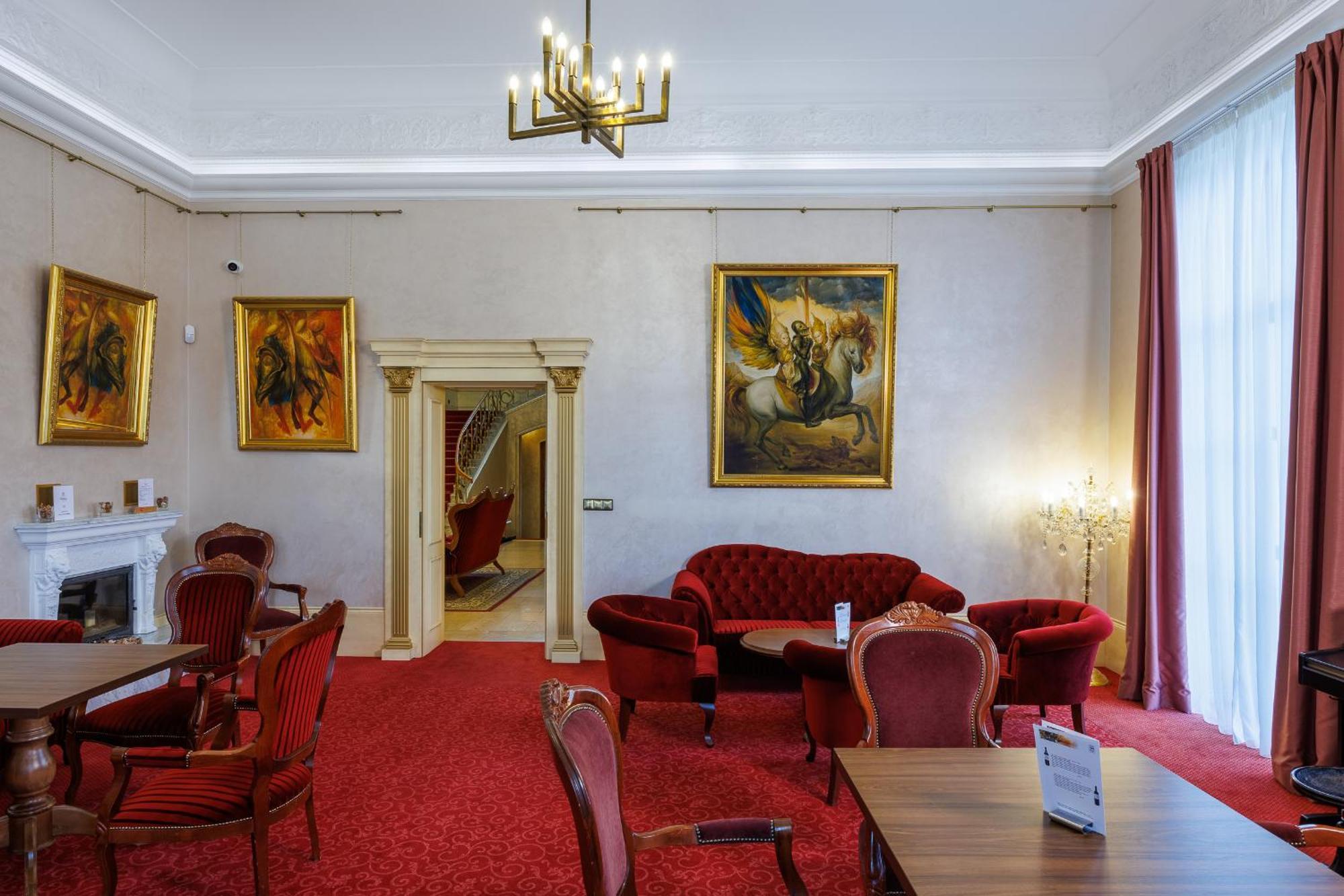 Hotel U Zamecku Cihelny Karlovy Vary Bagian luar foto